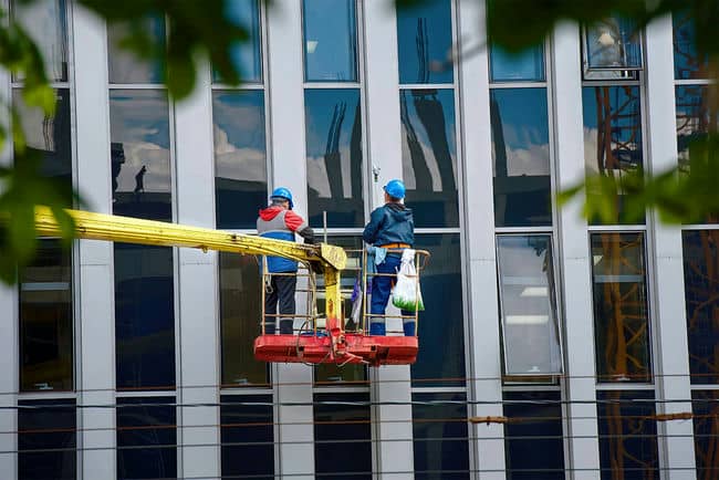 Fenster- und Glasreinigung